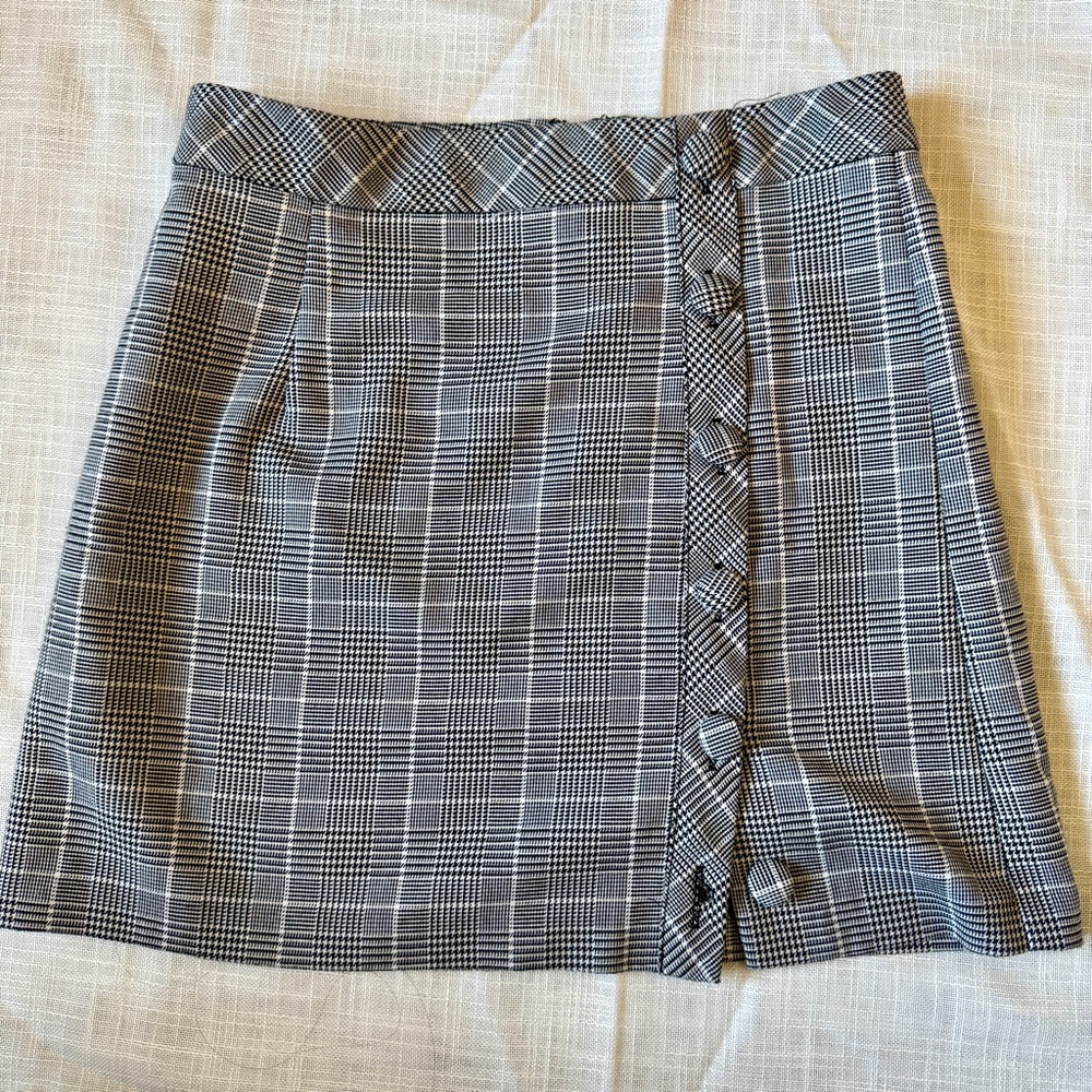 NWOT Unworn Women Forever 21 Black and White Checkered Mini Skirt size S
